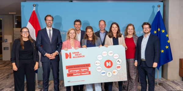 Minister Sjoerdsma with the directors of the alliance members at the launch of the SRHR Next Alliance.